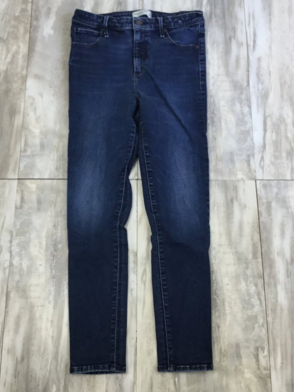Abercrombie & Fitch The Super Skinny High Rise Jean 29/8 - Picture 6 of 6